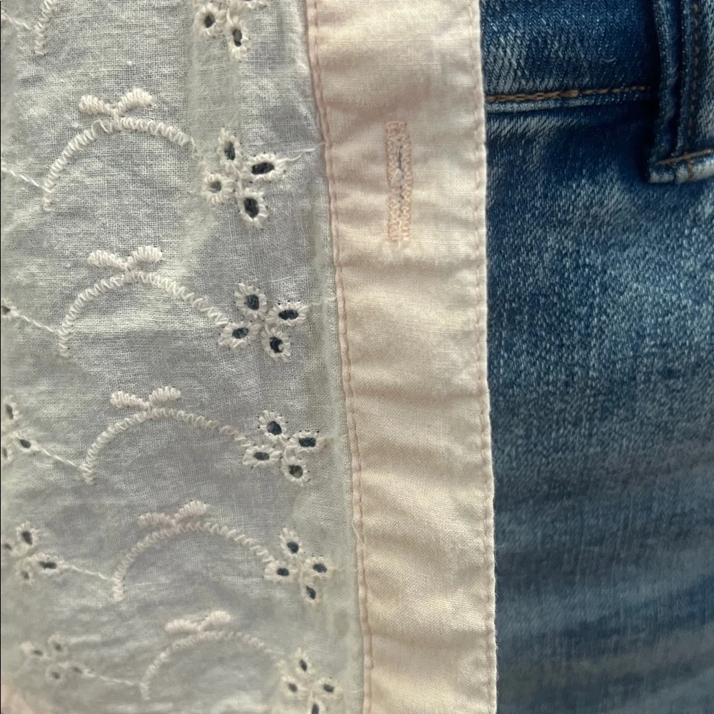 AMERICAN SWEETHEART- COTTAGE CORE Light Pink Button-Down Shirt - Picture 9 of 9
